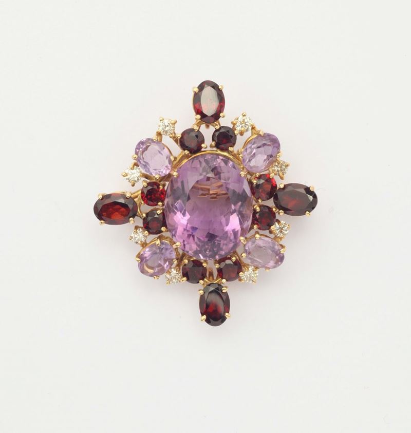 An amethyst, garnet and diamond pendant  - Auction Fine Jewels - I - Cambi Casa d'Aste