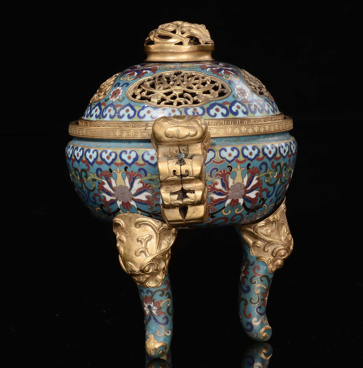 Cina, Incensiere tripode con coperchio a doppia ansa in cloisonnè con draghi e fiori di loto, Din...