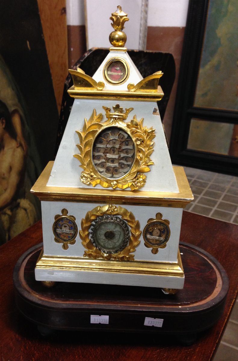 Reliquiario in legno laccato e dorato, XVIII secolo  - Auction Antique and Old Masters - I - Cambi Casa d'Aste