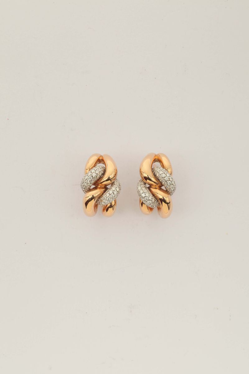 A pair of gold and diamond earrings  - Auction Fine Jewels - I - Cambi Casa d'Aste