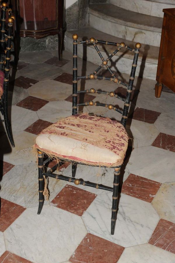 Sei sedie laccate e intagliate a finto bambù, XIX secolo