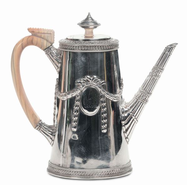 Caffettiera inglese in argento, XIX secolo
