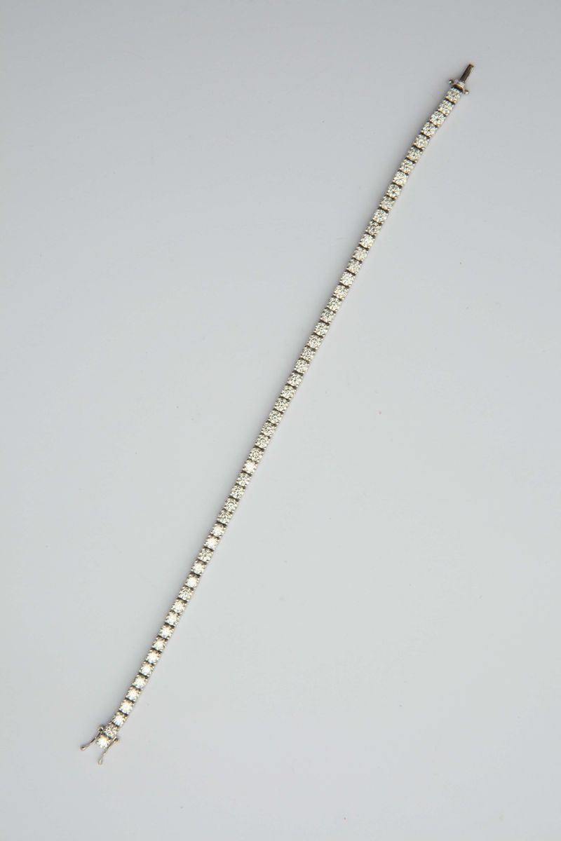 A diamond line bracelet. Total diamond weight ct 6,20  - Auction Fine Jewels - I - Cambi Casa d'Aste