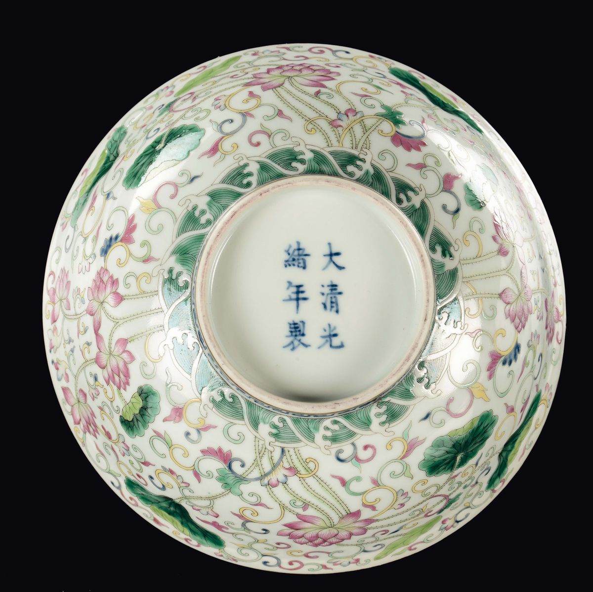 Coppa in porcellana Famiglia Rosa, Cina, Dinastia Qing, periodo Guangxu (1875-1908)