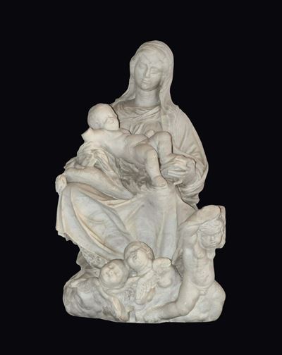 Gruppo Scultoreo in Marmo Bianco Raffigurante Madonna con Bambino e S.giovannino, Scultore Operan...