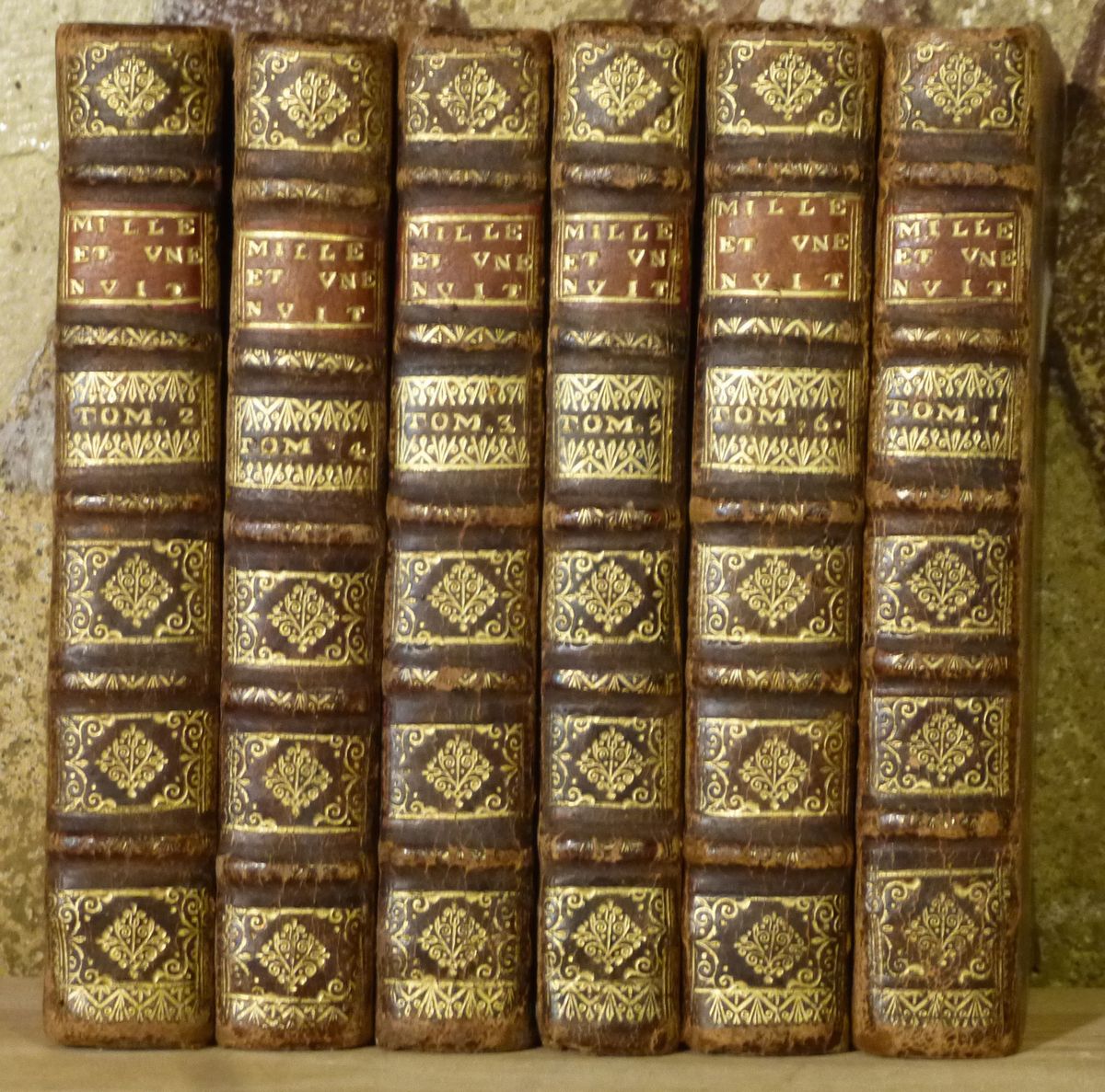Novelle Arabe - le Mille e una Notteles Mille Et Une Nuit,contes Arabes. Traduit En Francois Par ...