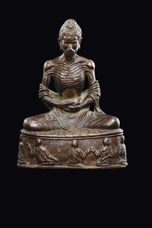 Figura di Buddha ascetico in bronzo, Thailandia, inizio XIX secolo