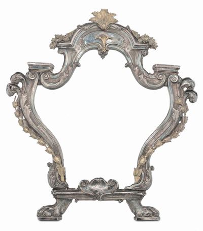 Cornice Sagomata in Argento Sbalzato, Cesellato e Parzialmente Dorato con Specchio, Bollo Dell'ar...