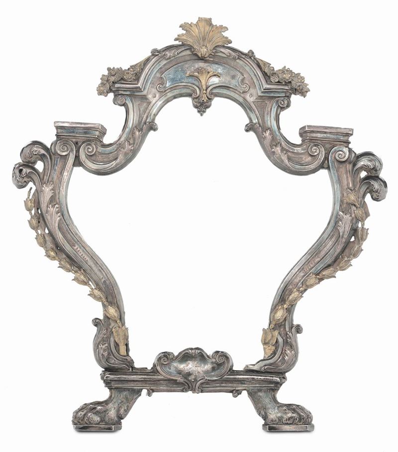 Cornice sagomata in argento sbalzato, cesellato e parzialmente dorato con specchio, bollo dell'argentiere Giuseppe Baroni (1787-1930) utilizzato dal 1803 al 1810  - Asta Argenti da Collezione Italiani ed Europei - II - Cambi Casa d'Aste