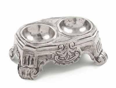 Saliera Doppia in Argento Sbalzato con Punzoni di Palermo e del Console per il 1774