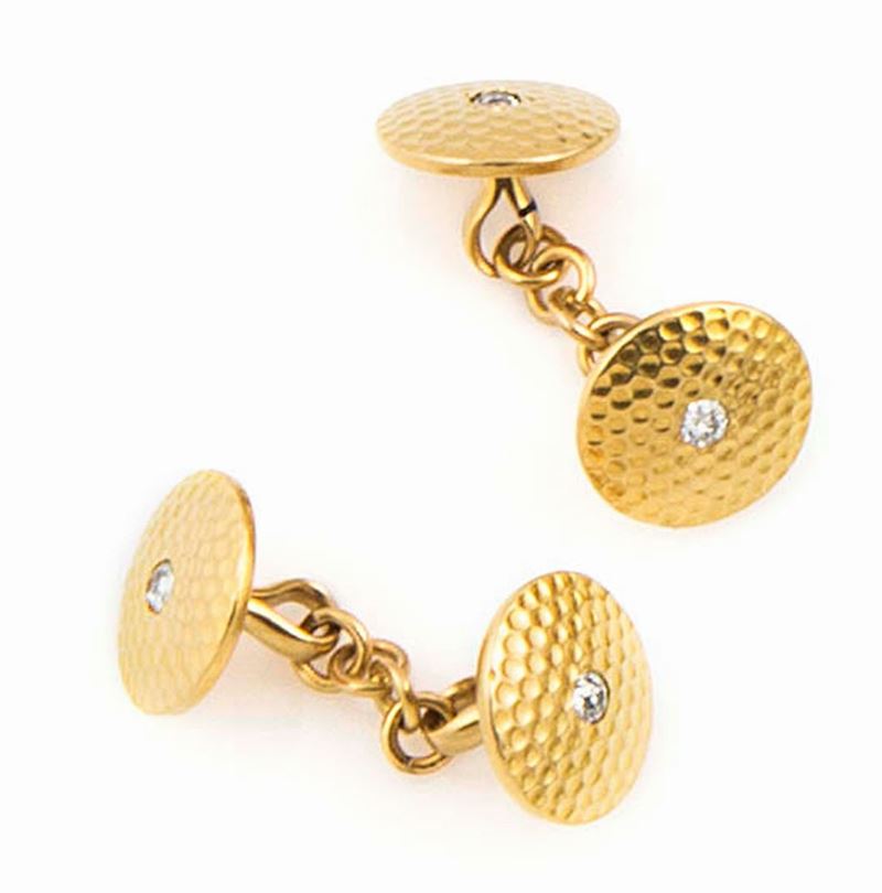 A pair of gold and diamond cufflinks  - Auction Fine Jewels - I - Cambi Casa d'Aste
