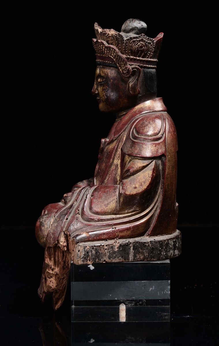 Dignitario seduto in posizione di dhyanasana, legno laccato, Cina, Dinastia Qing, XVIII secolo
