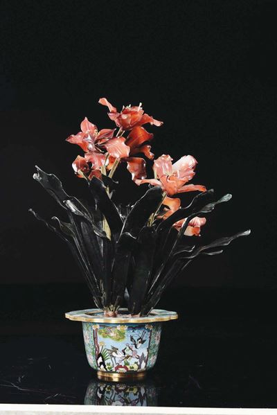 Giardiniera in Cloisonné con Fiori in Corniola, Cina, Dinastia Qing, XIX Secolo