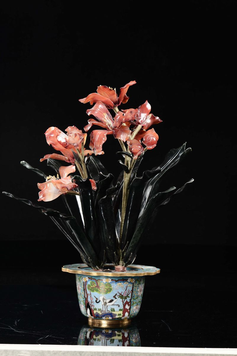 Giardiniera in Cloisonné con Fiori in Corniola, Cina, Dinastia Qing, XIX Secolo