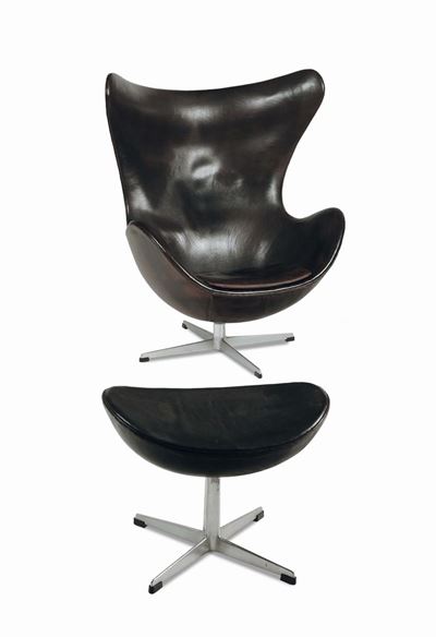 Arne Jacobsenegg.