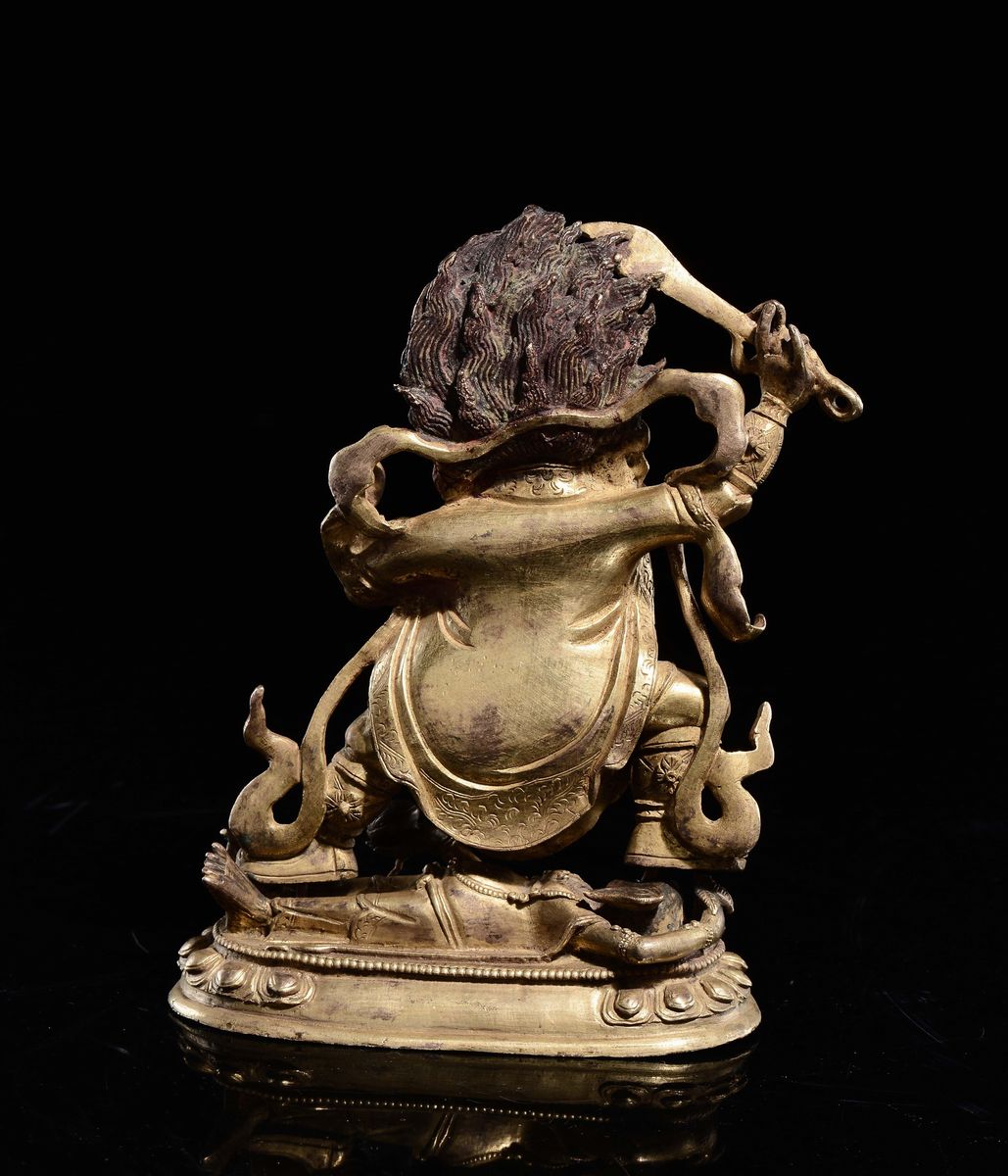 Figura di Begzia, bronzo dorato, Tibet, XIX secolo, h cm 17,5