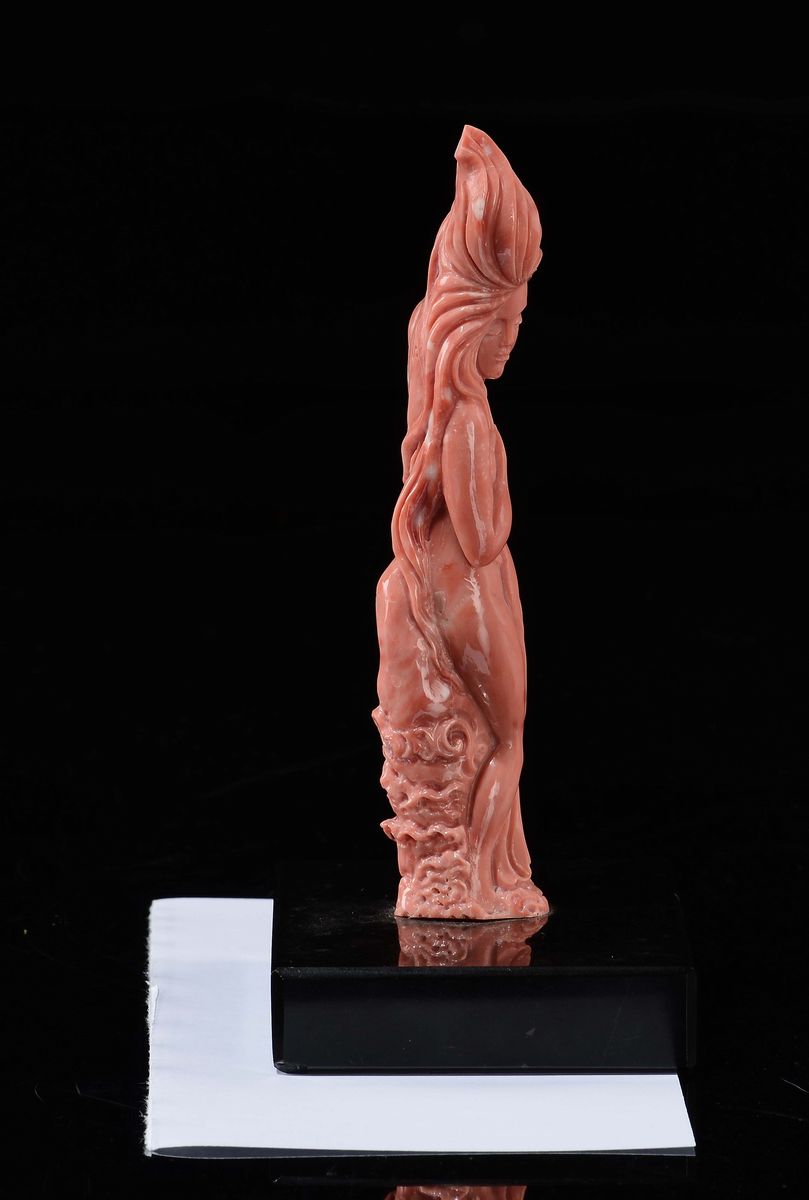 Figura di Guanyin con Capelli Sciolti Coperta da Veli, Cina, Dinastia Qing, Fine XIX Secolo