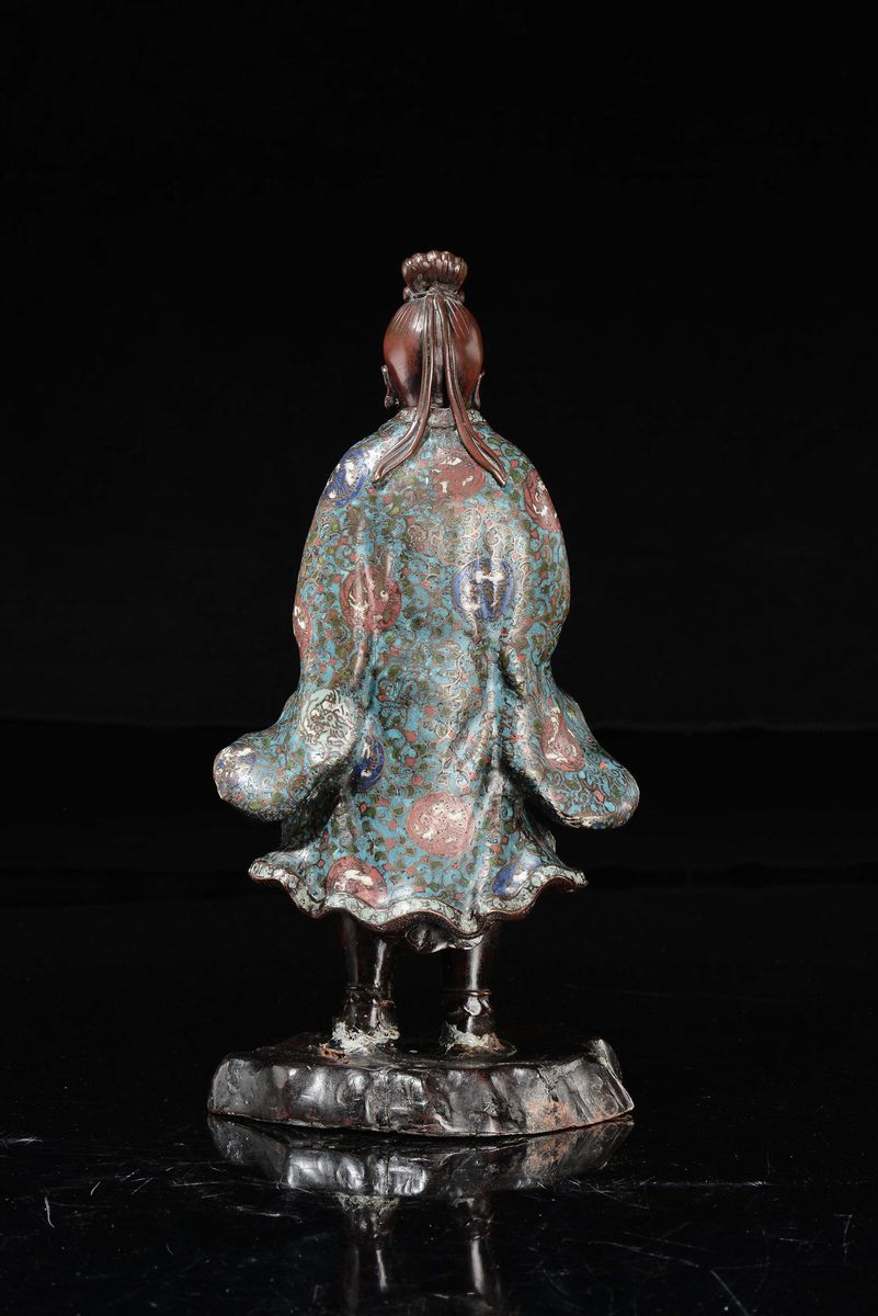 Figura di Dignitario in Bronzo e Rame con Smalti Cloisonné, Giappone, XIX Secolo