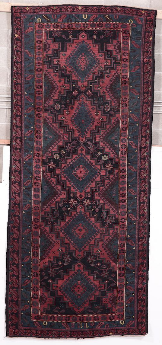 Tappeto caucasico, XX secolo, cm 360x155  - Auction Ancient Carpets - Cambi Casa d'Aste