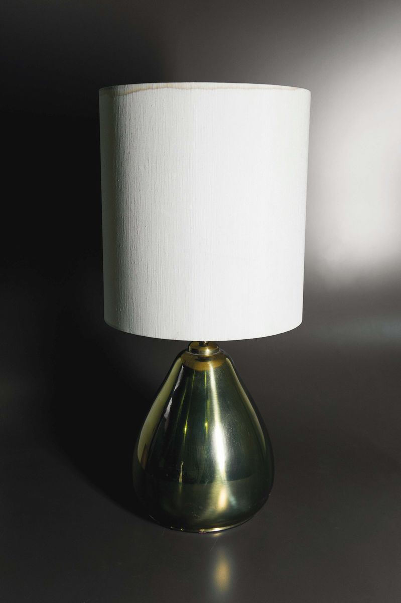 Lampada da tavolo con base ovoidale in ottone tornito in lastra  - Asta Design - IV - Cambi Casa d'Aste