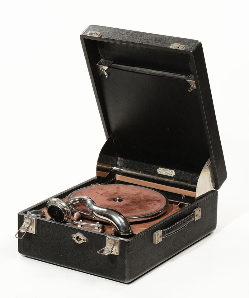 Grammofono  - Asta Antiquariato e Dipinti Antichi - I - Cambi Casa d'Aste