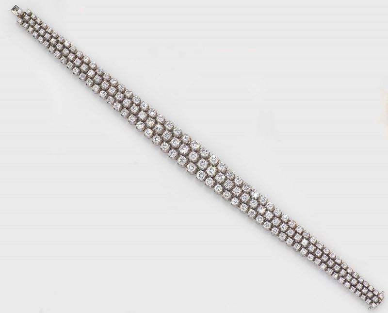 Bracciale con tre file di diamanti per ct 8,00 circa  - Asta Fine Jewels - II - Cambi Casa d'Aste