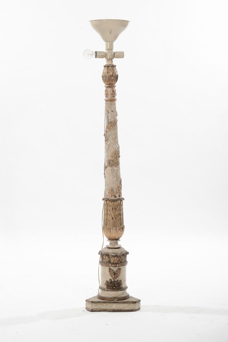 Torciera in legno laccato e dorato, XIX-XX secolo  - Asta Antiquariato e Dipinti Antichi - I - Cambi Casa d'Aste
