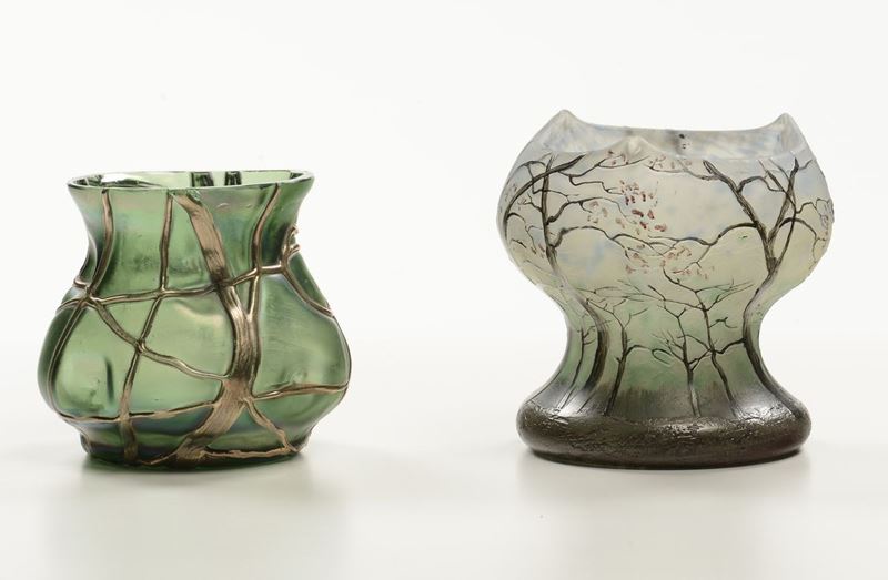 Lotto di due vasetti in vetro dipinto  - Asta Arti Decorative del Novecento - II - Cambi Casa d'Aste