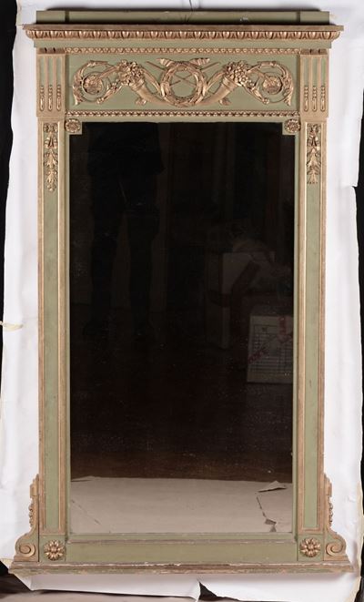 Specchiera in Stile Luigi XVI in Legno Laccato e Dorato