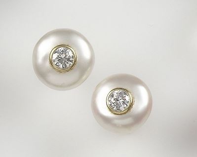 Damiani, Orecchini con Perla e Diamante