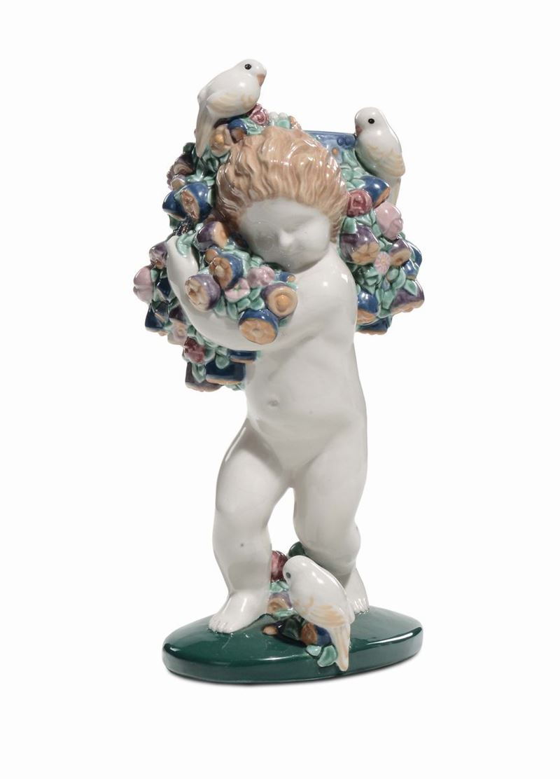 Michael Powolny - Wiener Keramik (attr.) Putto con tralci di fiori e papagalli  - Asta Arti Decorative del XX secolo - Cambi Casa d'Aste