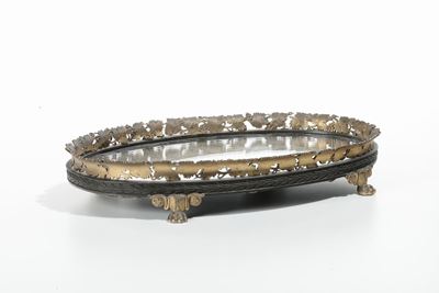 Vassoio in Bronzo Dorato