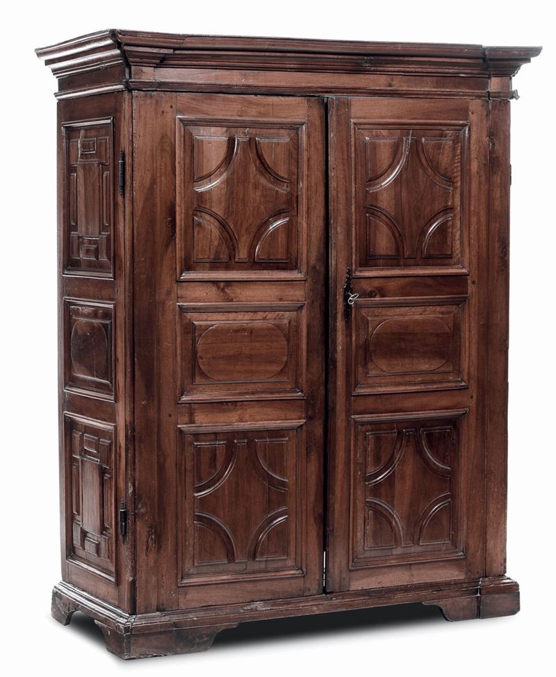 Armadio Luigi XIV in noce, XVIII secolo  - Auction Antique and Old Masters - I - Cambi Casa d'Aste