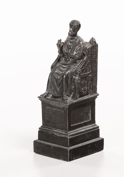Scultura in Metallo Raffigurante San Pietro in Trono