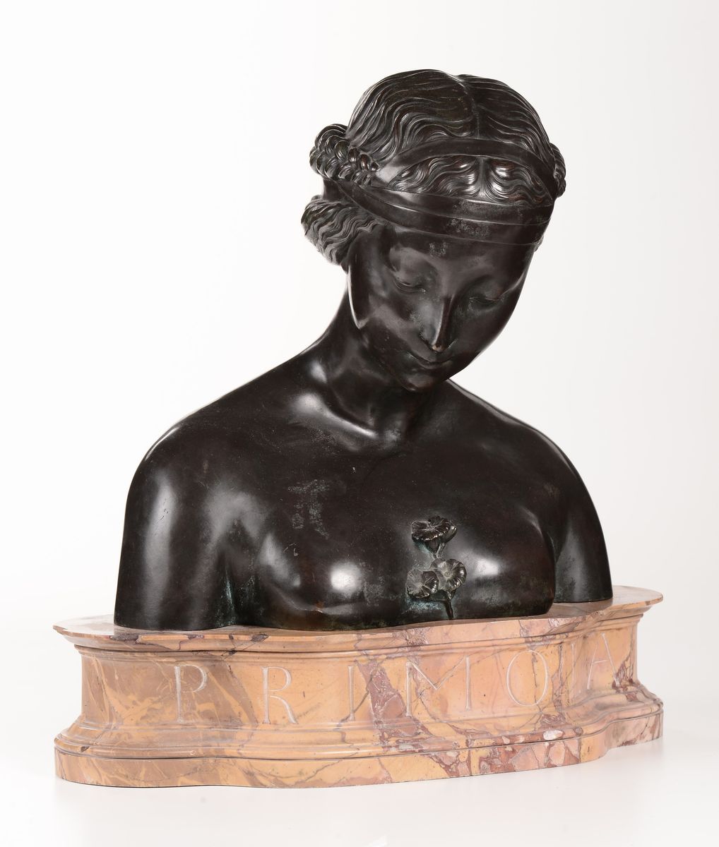 Busto Femminile in Bronzo su Base in Marmo, Firmato del Nero, Roma