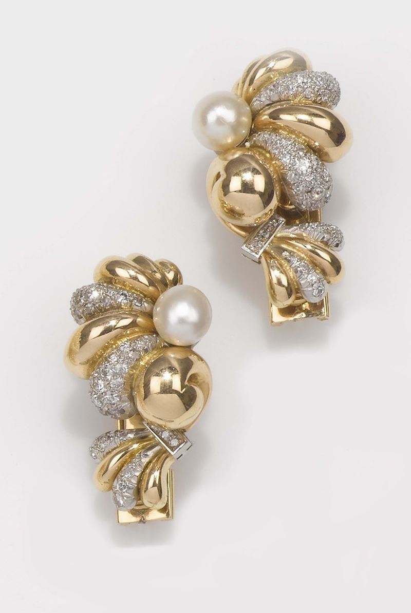 Orecchini con perla e piccoli diamanti  - Asta Fine Jewels - II - Cambi Casa d'Aste