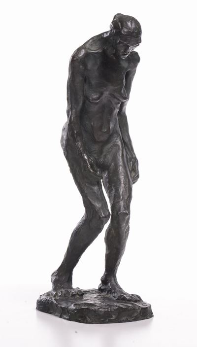 Navonefigura di Anziana in Piedi