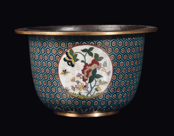 A closionné cachepot with honeycomb motif and flowers within reserves, China, Qing Dynasty, late 18th century