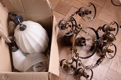 Lotto di Due Lampadari Diversi, XX Secolo