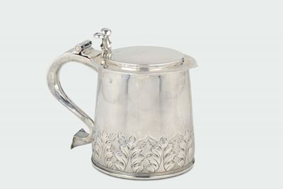 Tankard in Argento Sbalzato e Cesellato, Argentiere Marmaduke Best, York 1674