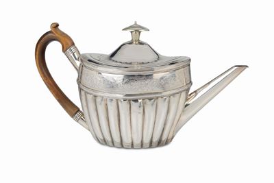 Teiera in Argento Sbalzato e Cesellato, Argentiere John Robertson, New Castle 1797/98