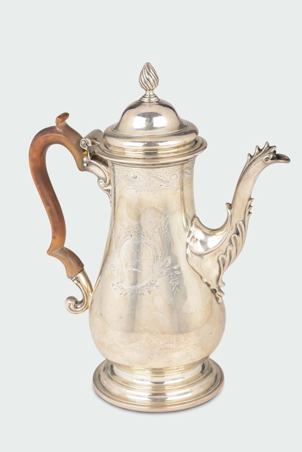 A molten silver coffee-pot, chiselled on the edge with phyteral motives, silversmith Francis Crump, London 1764
