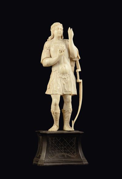 Scultura in Avorio Raffigurante il Dio Apollo, Germania Fine del XVII Secolo