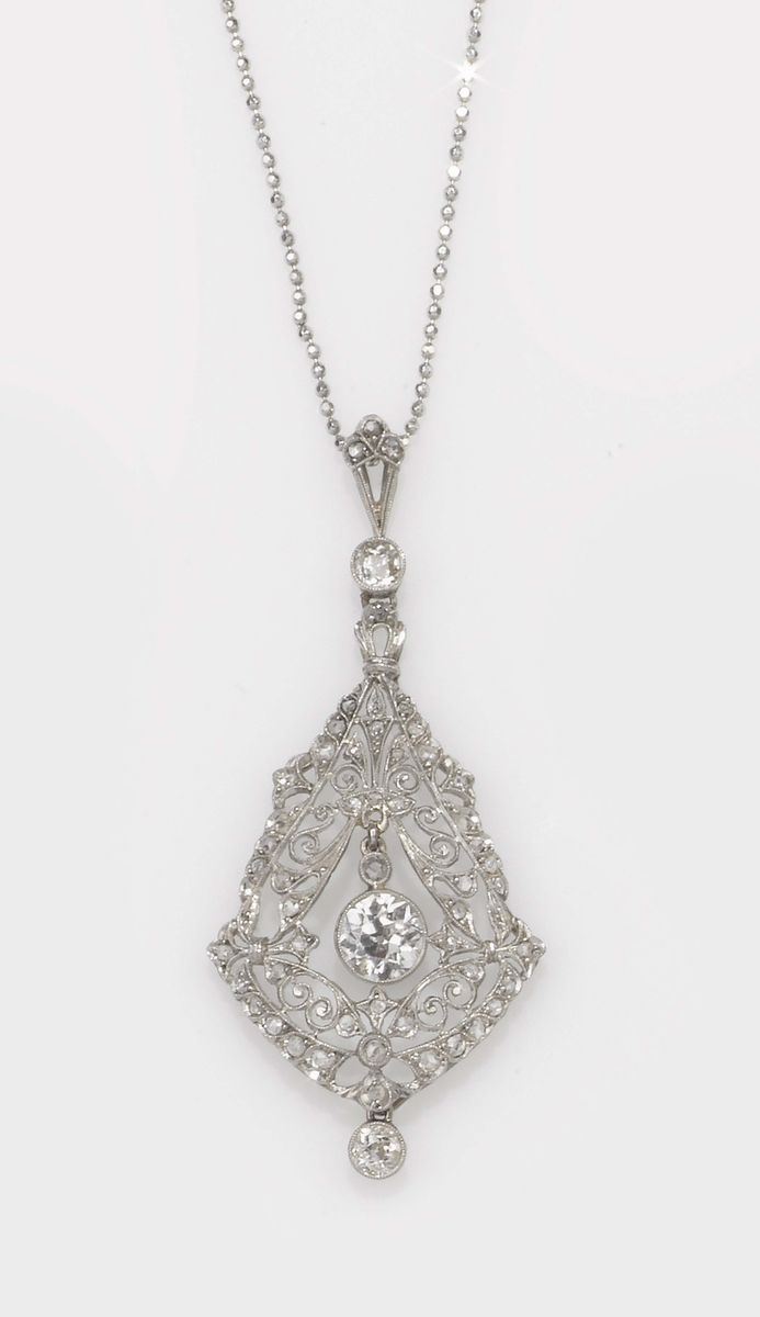 A diamond and platinum pendent  - Auction Fine Jewels - II - Cambi Casa d'Aste