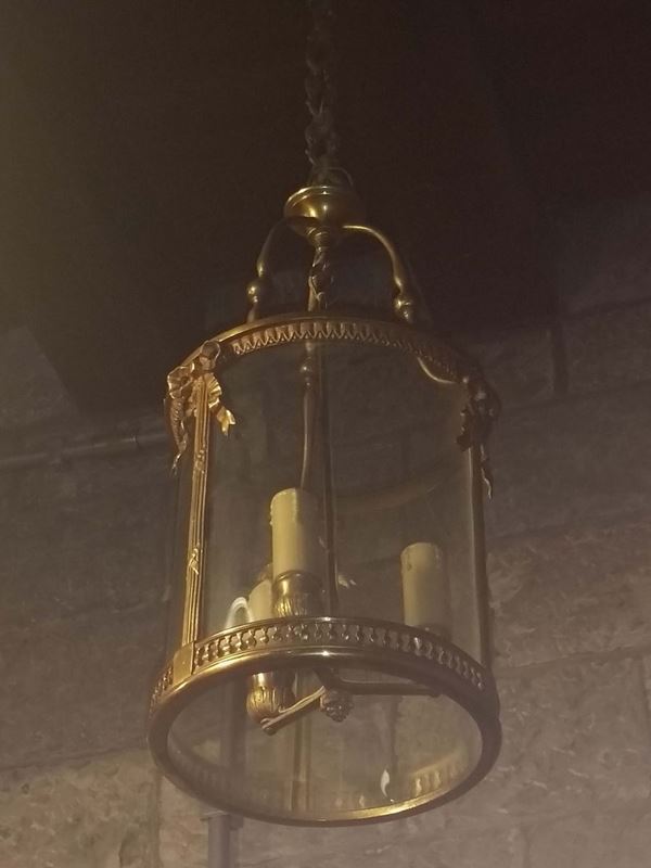 Due lanterne in bronzo dorato, XIX secolo