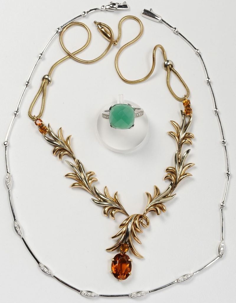A two necklace, an agate and diamond ring  - Auction Furnishings from the mansions of the Ercole Marelli heirs and other property - Cambi Casa d'Aste