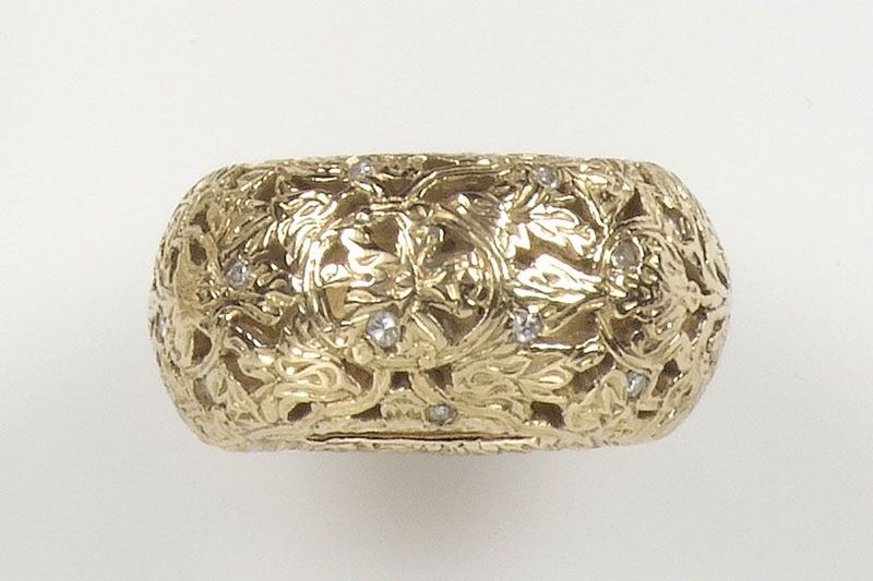 Pandiva, anello a fascia traforata con piccoli diamanti  - Auction Antique and Old Masters - I - Cambi Casa d'Aste