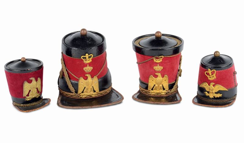 Quattro tabacchiere a forma di copricapo francese, Francia XIX secolo  - Asta Antiquariato e Dipinti Antichi - I - Cambi Casa d'Aste