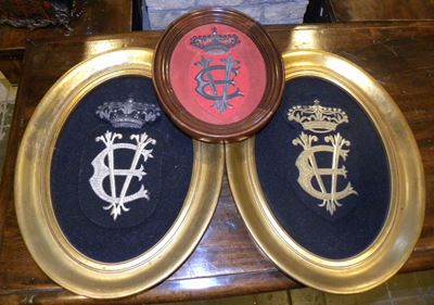 Tre Cornici in Legno con Broderie Militari