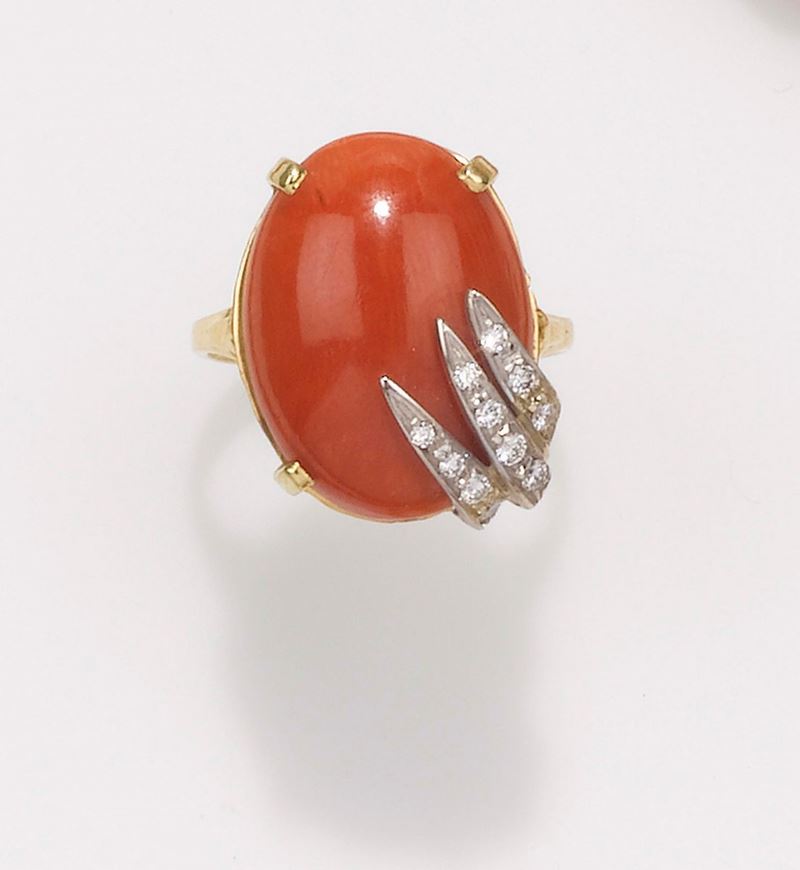 Anello con corallo rosso mediterraneo e diamanti  - Asta Fine Jewels - II - Cambi Casa d'Aste